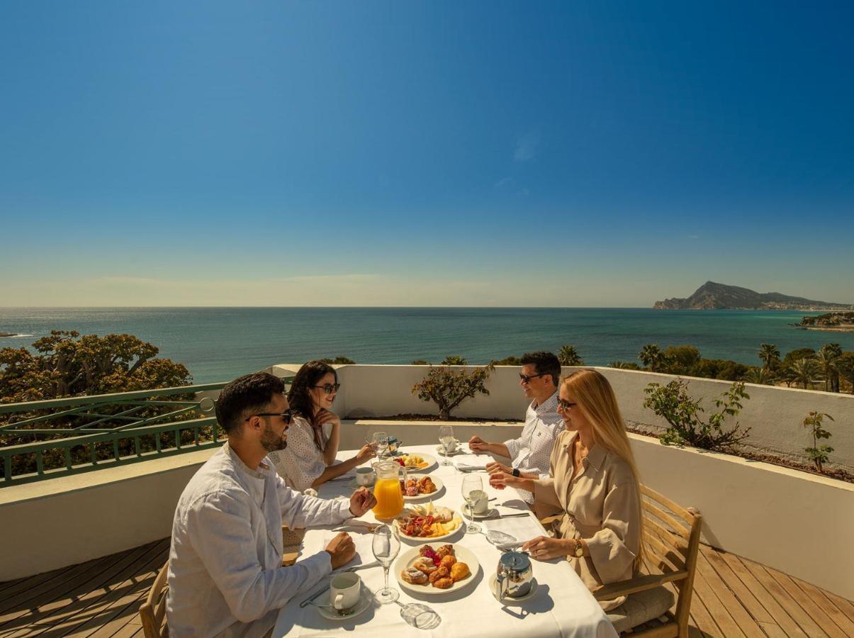 โรงแรมเอสเอชวิลล่ากาเดีย อัลเตอา ภายนอก รูปภาพ Breakfast at the Hotel